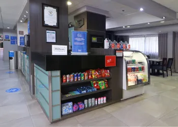 Hampton Inn by Hilton Monterrey-Airport hotel thumbnail 4