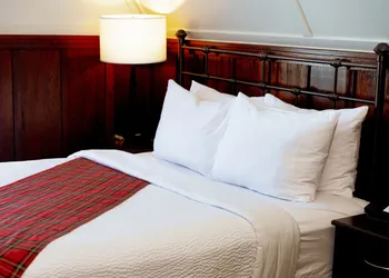 Prince of Wales Hotel hotel thumbnail 6