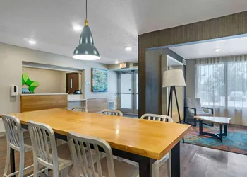 Extended Stay America Select Suites - Tampa - Northeast hotel thumbnail 3