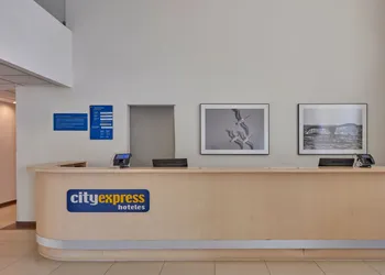 City Express by Marriott Manzanillo hotel thumbnail 2