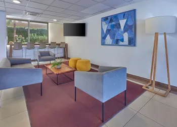 City Express by Marriott Manzanillo hotel thumbnail 4