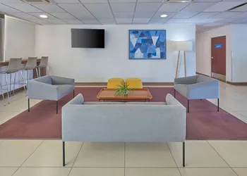 City Express by Marriott Manzanillo hotel thumbnail 6