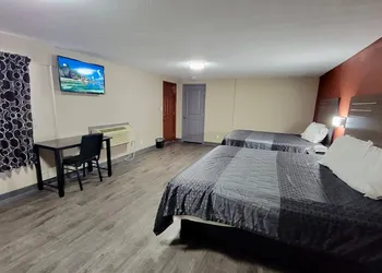 Budget Inn & Suites hotel thumbnail 6