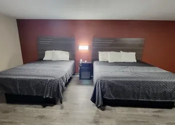 Budget Inn & Suites hotel thumbnail 7