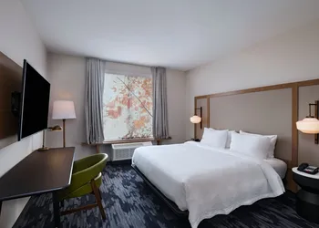 Fairfield Inn & Suites by Marriott Waller hotel thumbnail 8