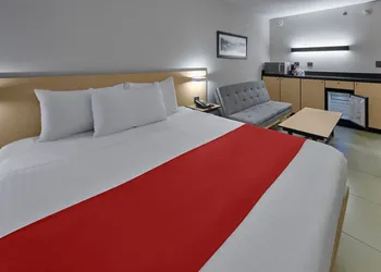 City Express by Marriott Los Mochis hotel thumbnail 6