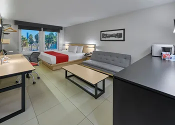 City Express by Marriott Los Mochis hotel thumbnail 7