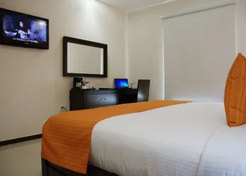 Comfort Inn Cancun Aeropuerto hotel thumbnail 8