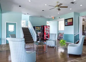 Home Suites Hill Country hotel thumbnail 3