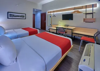 City Express by Marriott Saltillo Norte hotel thumbnail 4