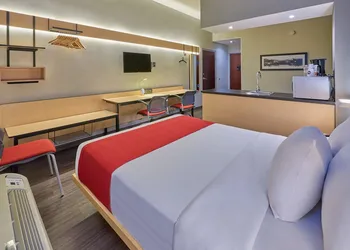 City Express by Marriott Saltillo Norte hotel thumbnail 7