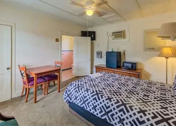 Asam Hotel hotel thumbnail 3