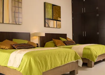 B Pichilingue Acapulco hotel thumbnail 6