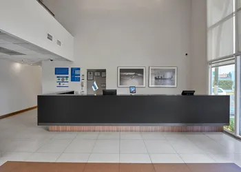 City Express by Marriott Lazaro Cardenas hotel thumbnail 2
