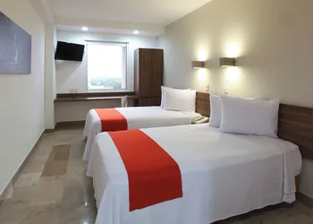 One Villahermosa 2000 hotel thumbnail 7