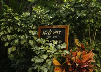 Villas El Rancho hotel thumbnail 2