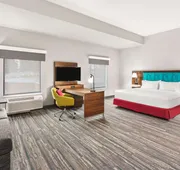 Hampton Inn & Suites Portland Tigard hotel detail image 7