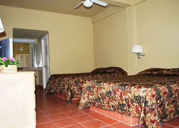 Hotel Baja hotel thumbnail 4