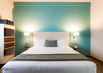 Comfort Inn & Suites Los Cabos hotel thumbnail 6