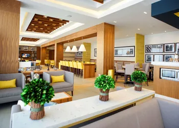 Hampton Inn by Hilton Piedras Negras hotel thumbnail 5