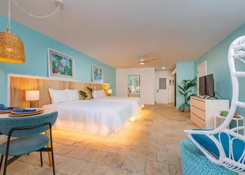 Tamarind Reef Resort Spa & Marina hotel thumbnail 4