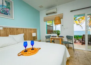 Tamarind Reef Resort Spa & Marina hotel thumbnail 5
