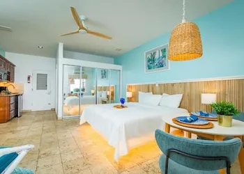 Tamarind Reef Resort Spa & Marina hotel thumbnail 6