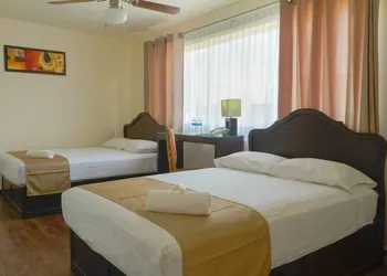 Hotel Avenida hotel thumbnail 4