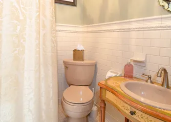Mathis House, A Victorian Bed & Breakfast and Tea Room at 600 Main hotel thumbnail 6