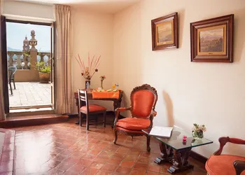 Hotel Misión Catedral Morelia hotel thumbnail 6