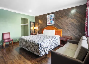 Orange Villa Park Motel hotel thumbnail 7
