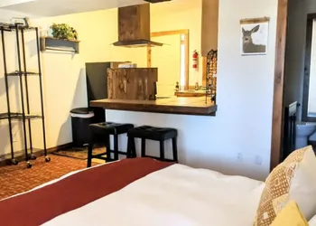 The Green Mountain Falls Lodge hotel thumbnail 3
