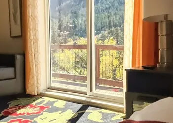The Green Mountain Falls Lodge hotel thumbnail 6