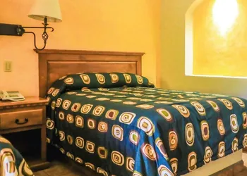 Hacienda Suites Loreto hotel thumbnail 2