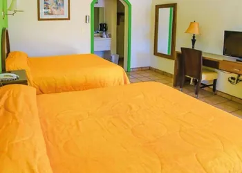 Hacienda Suites Loreto hotel thumbnail 5
