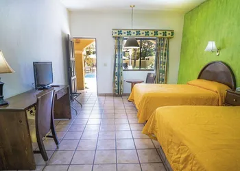 Hacienda Suites Loreto hotel thumbnail 6