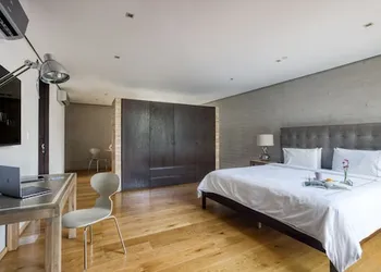 AR 218 Hotel by ULIV hotel thumbnail 5