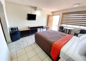 Hotel Reno hotel thumbnail 8