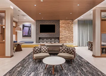 Fairfield Inn & Suites Houston Memorial City Area hotel thumbnail 4