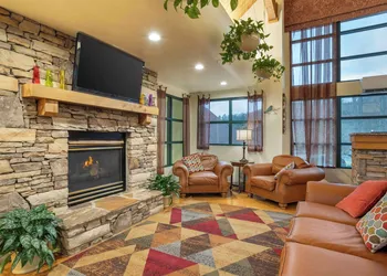 Hilton Vacation Club Bent Creek Golf Village Gatlinburg hotel thumbnail 2