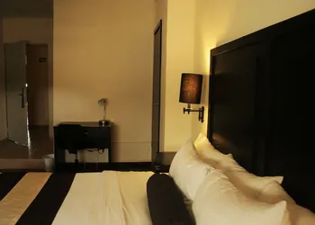 Hotel El Camino Inn & Suites hotel thumbnail 6