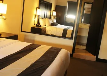 Hotel El Camino Inn & Suites hotel thumbnail 8