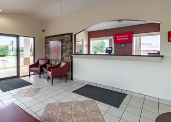 Red Roof Inn Buffalo, TX hotel thumbnail 3