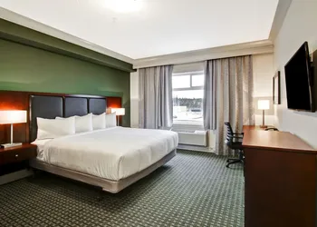 Chateau Nova Yellowknife hotel thumbnail 6