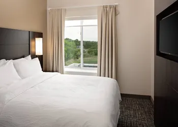 Residence Inn by Marriott Detroit Farmington Hills hotel thumbnail 8
