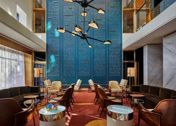 Viceroy Chicago hotel thumbnail 4