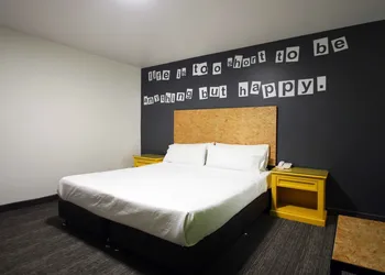 B My Hotel hotel thumbnail 8