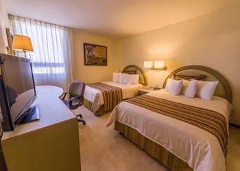 Ramada by Wyndham Hola Culiacan hotel thumbnail 6
