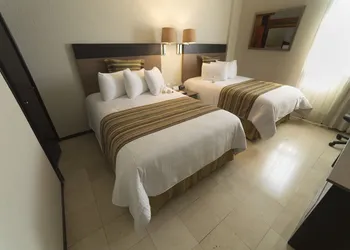 Ramada by Wyndham Hola Culiacan hotel thumbnail 7