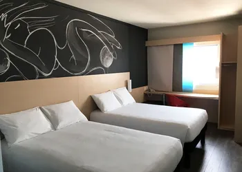 ibis Irapuato hotel thumbnail 4